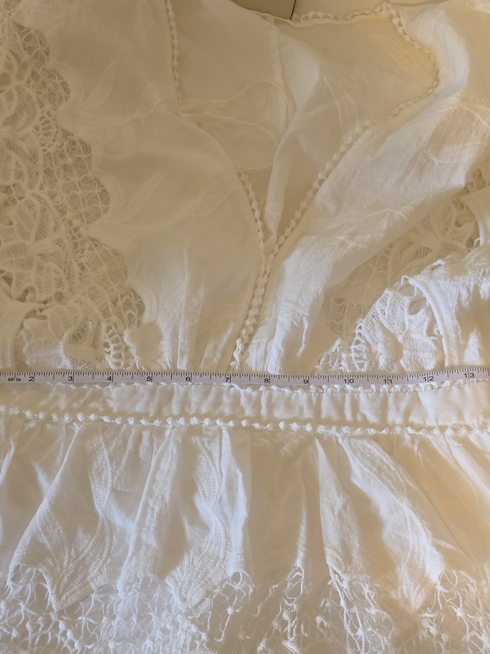 FARM Rio White Lace V-Neck Tunic Dress - Picture 9 of 10